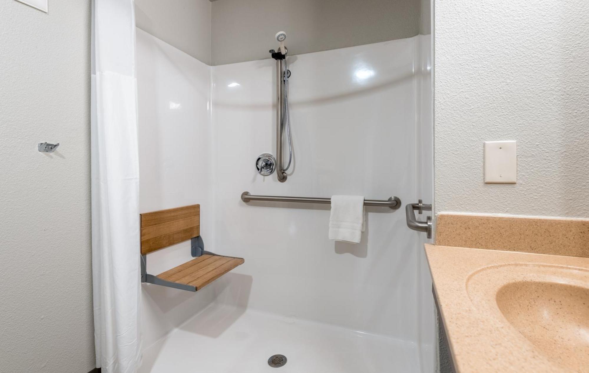 My Place Hotel-Yakima, Wa Экстерьер фото
